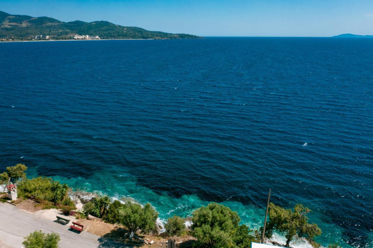Anemos Seaside Apartment Neos Marmaras Exterior photo
