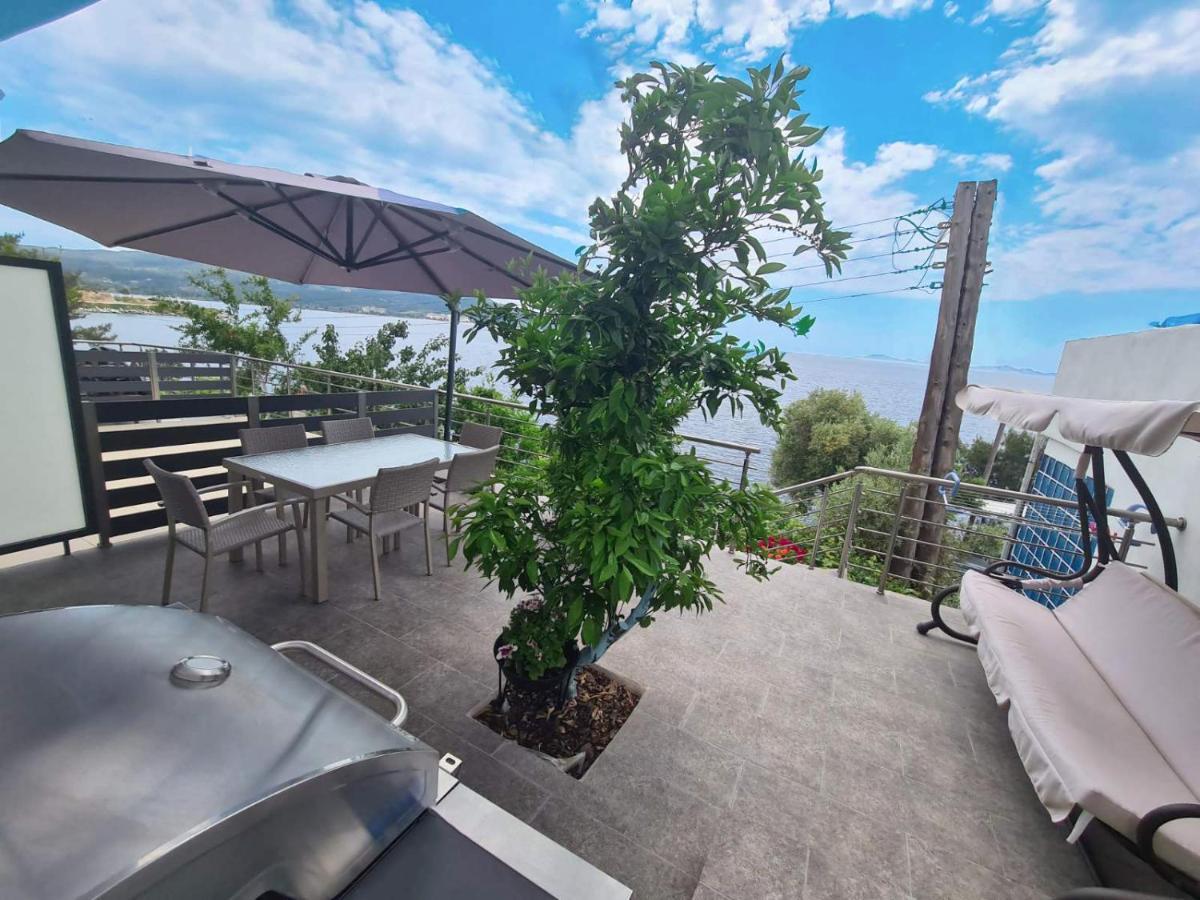 Anemos Seaside Apartment Neos Marmaras Exterior photo