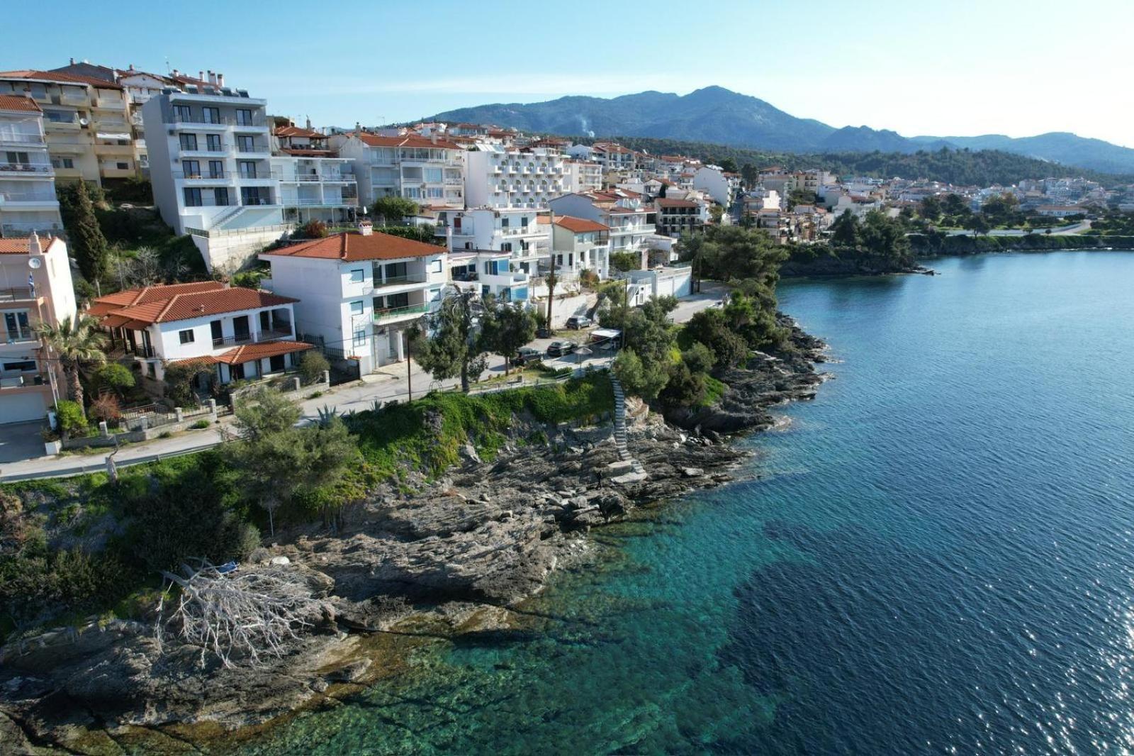 Anemos Seaside Apartment Neos Marmaras Exterior photo